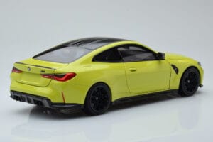 BMW M4 G82 Amarelo Edição Concessionário Minichamps 1:18 80435A51949 Metal - imagem 3 de 8