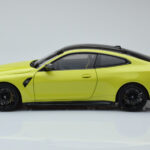 BMW M4 G82 Amarelo Edição Concessionário Minichamps 1:18 - image 4 of 8