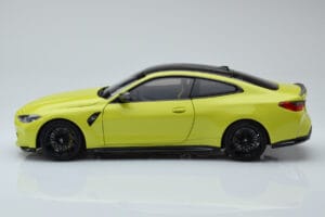 BMW M4 G82 Amarelo Edição Concessionário Minichamps 1:18 80435A51949 Metal - imagem 4 de 8