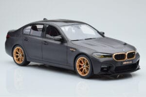BMW M5 CS F90 Frozen Brands Hatch Cinzento GT Spirit 1:18 GT893 Resina - imagem 3 de 5