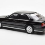 BMW M5 E34 Preto Otto 1:18 - image 5 of 6