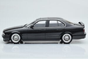 BMW M5 E34 Hartge Preto Otto 1:18 OT362B Resina - imagem 3 de 6