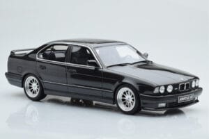 BMW M5 E34 Hartge Preto Otto 1:18 OT362B Resina - imagem 6 de 6