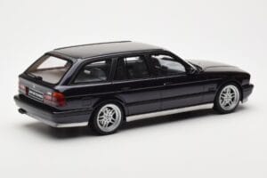 BMW M5 E34 Touring Diamond Preto Otto 1:18 OT198 Resina - imagem 2 de 6