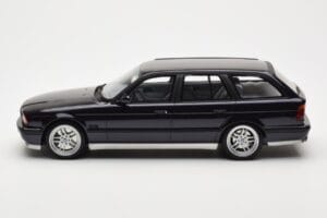 BMW M5 E34 Touring Diamond Preto Otto 1:18 OT198 Resina - imagem 3 de 6