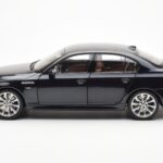 BMW M5 E60 Carbon Preto Kyosho 1:18 - image 4 of 8