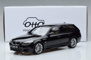 BMW M5 E61 Touring Preto Otto 1:18 OT1020 Resina - imagem 6 de 6