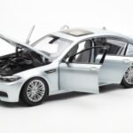 BMW M5 F10 Silverstone Prata Paragon 1:18 80432186353 - image 2 of 8