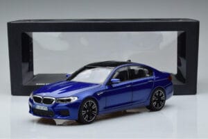 BMW M5 F90 Marina Bay Azul Norev 1:18 80432454783 Metal - imagem 7 de 7