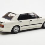 BMW M535i E28 Alpine Branco AUTOart 1:18 - image 3 of 10