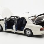 BMW M535i E28 Alpine Branco AUTOart 1:18 - image 5 of 10
