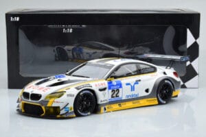BMW M6 GT3 Rowe Racing #98 A. Graf / R. Westbrook / N. Catsburg / N. Paltalla 24 Hours of Nurburgring 2016 Minichamps 1:18 15 - imagem 6 de 6