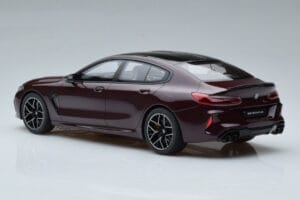 BMW M8 F93 Competition Gran Coupe Ametrina Metálico GT Spirit 1:18 GT285 Resina - imagem 4 de 6