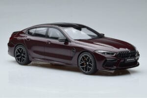 BMW M8 F93 Competition Gran Coupe Ametrina Metálico GT Spirit 1:18 GT285 Resina - imagem 5 de 6