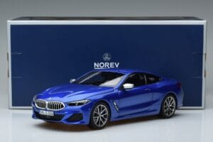 BMW M850i G15 Azul Metálico Norev 1:18 183286 Metal - imagem 7 de 7