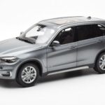 BMW X5 F15 Space Cinzento Paragon 1:18