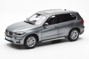 BMW X5 F15 Space Cinzento Paragon 1:18