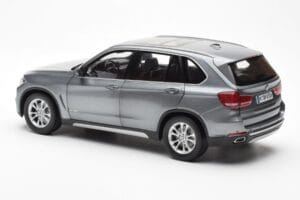 BMW X5 F15 Space Cinzento Paragon 1:18 80432318988 Metal - imagem 7 de 8