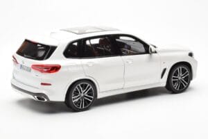 BMW X5 G05 Branco Paragon 1:18 80432450996 Metal - imagem 3 de 8
