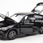 BMW X6 M F86 Sapphire Preto Metallic Norev 1:18 - image 2 of 8