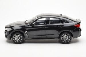BMW X6 M F86 Sapphire Preto Metallic Norev 1:18 80432364887 Metal - imagem 4 de 8