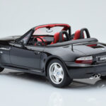 BMW Z3 M E36/7 Roadster Preto Otto 1:18 - image 4 of 5
