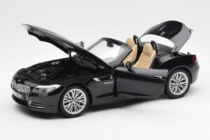 BMW Z4 E89 Spider Preto Metálico Kyosho 1:18 08771BK Metal - imagem 2 de 9