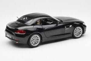 BMW Z4 E89 Spider Preto Metálico Kyosho 1:18 08771BK Metal - imagem 4 de 9