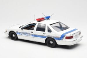 Chevrolet Caprice Sebring Polícia UT Models 1:18 21029 Metal - imagem 5 de 6