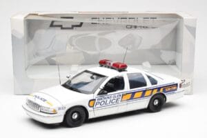 Chevrolet Caprice Watkins Glen Polícia UT Models 1:18 21028 Metal - imagem 6 de 6