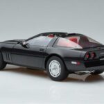 Chevrolet Corvette C4 Preto AUTOart 1:18 71242 Metal - image 7 of 8