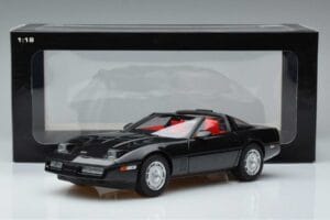Chevrolet Corvette C4 Preto AUTOart 1:18 71242 Metal - imagem 8 de 8