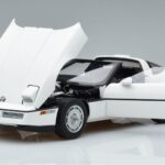 Chevrolet Corvette C4 Branco AUTOart 1:18 71243 Metal - image 2 of 8