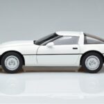 Chevrolet Corvette C4 Branco AUTOart 1:18 71243 Metal - image 5 of 8