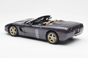 Chevrolet Corvette C5 Cabriolet Roxo Pérola Metálico UT Models 1:18 21010 Metal - imagem 5 de 6
