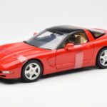 Chevrolet Corvette C5 Hardtop Vermelho UT Models 1:18