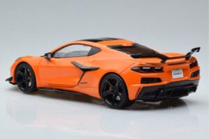 Chevrolet Corvette C8 Z06 Laranja GT Spirit 1:18 GT417 Resina - imagem 5 de 6