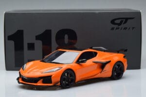 Chevrolet Corvette C8 Z06 Laranja GT Spirit 1:18 GT417 Resina - imagem 6 de 6