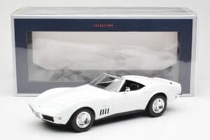 Chevrolet Corvette C3 Cabriolet Can-Am Branco Norev 1:18 189038 Metal - imagem 6 de 6