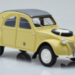 Citroen 2CV Sahara Amarelo Otto 1:18 - image 4 of 6