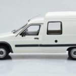 Citroen C15 D Branco Otto 1:18 - image 3 of 6