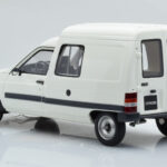Citroen C15 D Branco Otto 1:18 - image 5 of 6