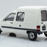 Citroen C15 E Branco Otto 1:18 - image 4 of 6