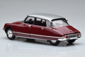 Citroen DS23 Pallas Vermelho Norev 1:18 181720 Metal - imagem 6 de 7