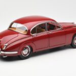 Daimler 250 V8 Vermelho Paragon 1:18 PA-98312 - image 3 of 8