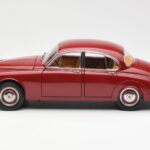 Daimler 250 V8 Vermelho Paragon 1:18 PA-98312 - image 4 of 8
