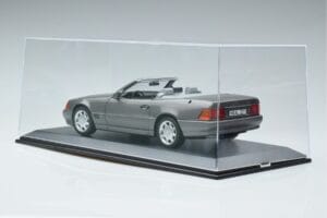 Vitrina MCG 1:18 MCG99115 Metal - imagem 9 de 11