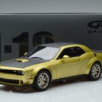 Dodge Challenger R/T Scat Pack Widebody 50.º Aniversário GT Spirit 1:18 GT411 Resina - image 6 of 6