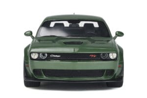 Dodge Challenger R/T SCAT Pack Widebody Verde GT Spirit 1:18 GT815 Resina - imagem 4 de 5