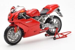 Ducati 999 Vermelho Minichamps 1:12 122120200 Metal - imagem 2 de 4